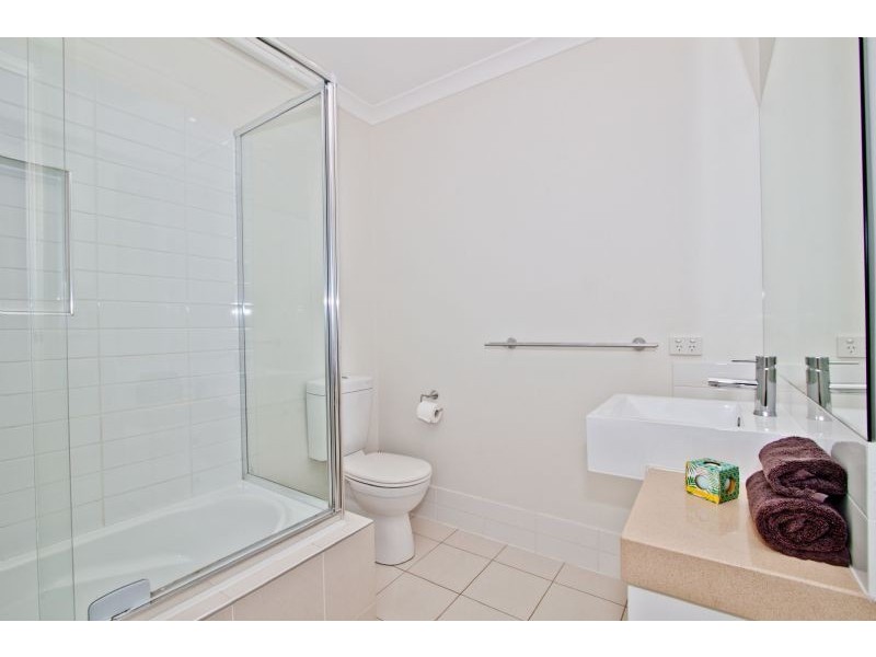 24 Querrin Street, Yeronga QLD 4104