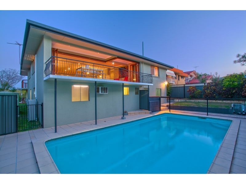 61 Monash Road, Tarragindi QLD 4121