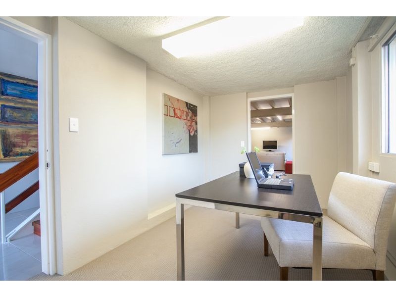 61 Monash Road, Tarragindi QLD 4121