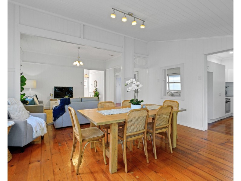 19 Ferndale Street, Annerley QLD 4103