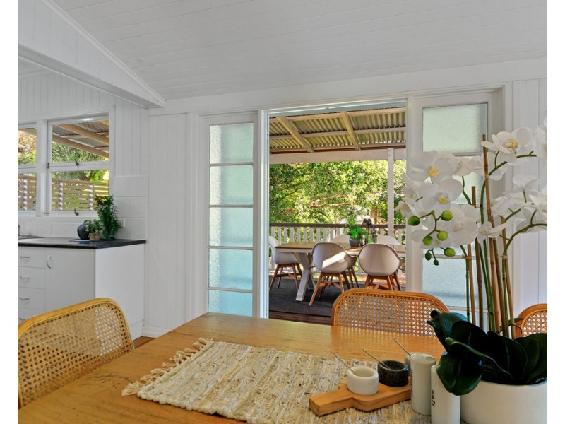 19 Ferndale Street, Annerley QLD 4103