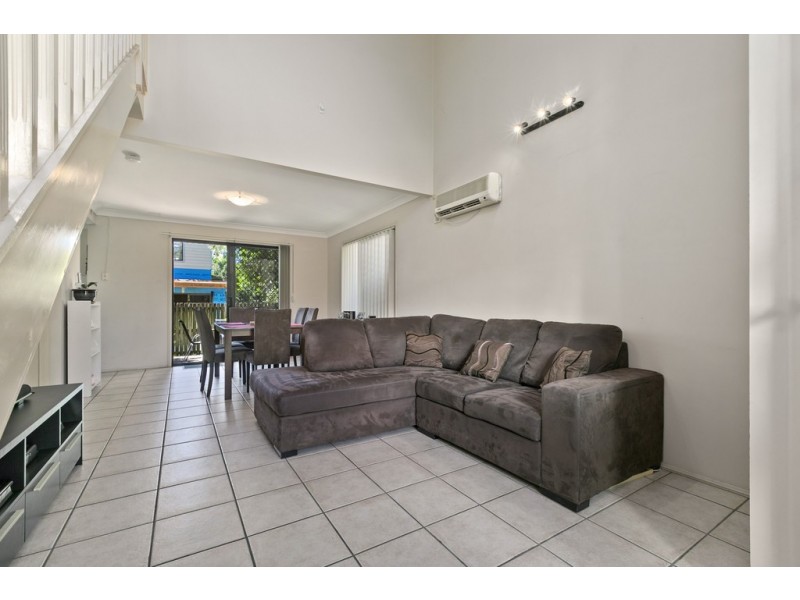 12/90 Chester Road, Annerley QLD 4103