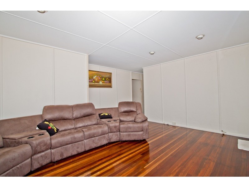 1 Carowell Street, Acacia Ridge QLD 4110