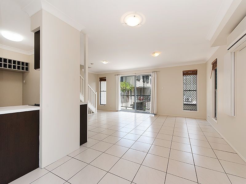 8/9 Tamworth Street, Annerley QLD 4103