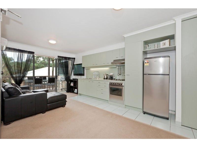 8/33 Lagonda Street, Annerley QLD 4103