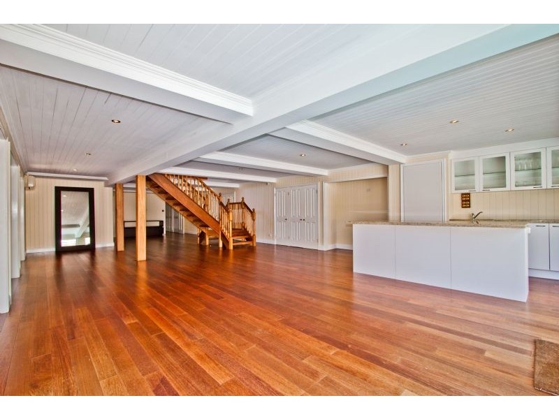 38 Wingarra Street, Yeerongpilly QLD 4105