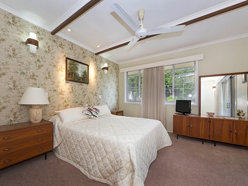 24 Wonderlost Outlook, Annerley QLD 4103