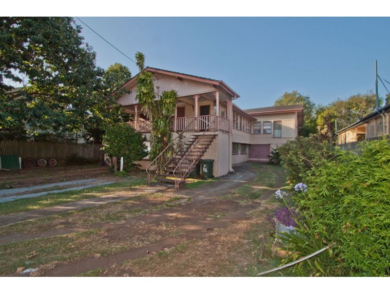 11 Norman Street, Annerley QLD 4103