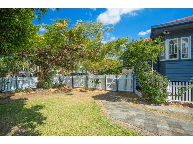 48 Sunbeam Street, Fairfield QLD 4103