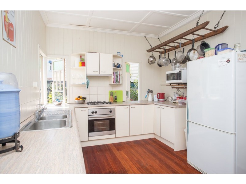 48 Sunbeam Street, Fairfield QLD 4103