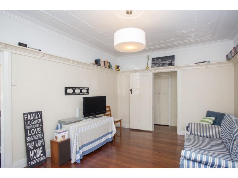 48 Sunbeam Street, Fairfield QLD 4103