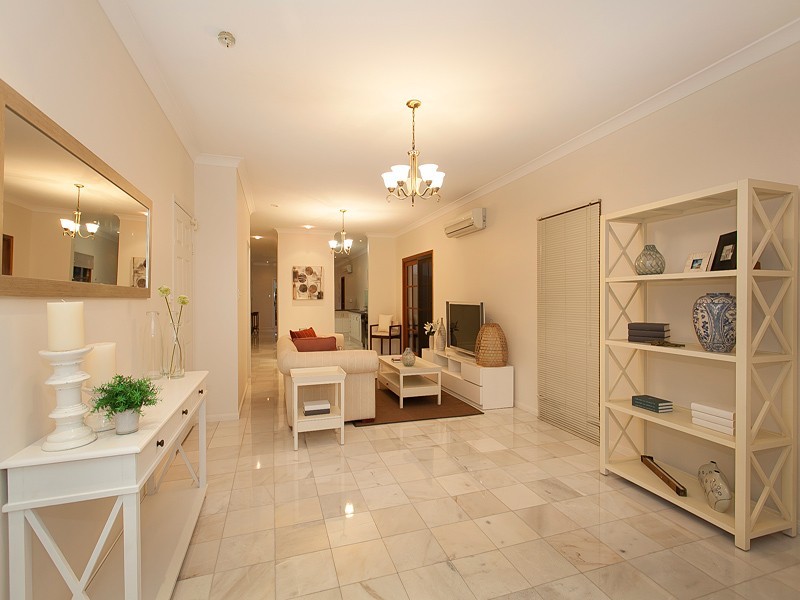 103 Stephen Street, Camp Hill QLD 4152