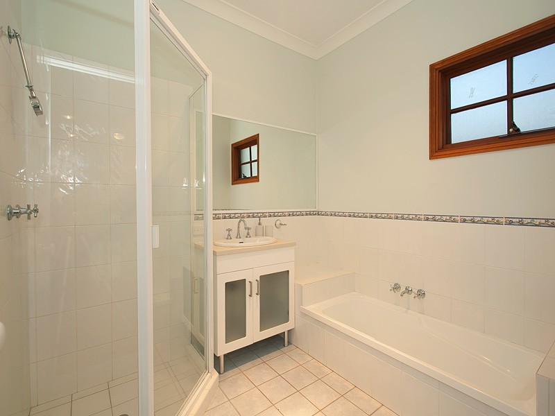 103 Stephen Street, Camp Hill QLD 4152