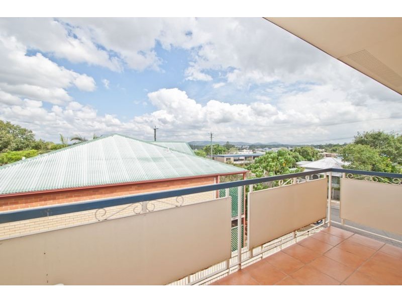 4/77 Chaucer Street, Moorooka QLD 4105