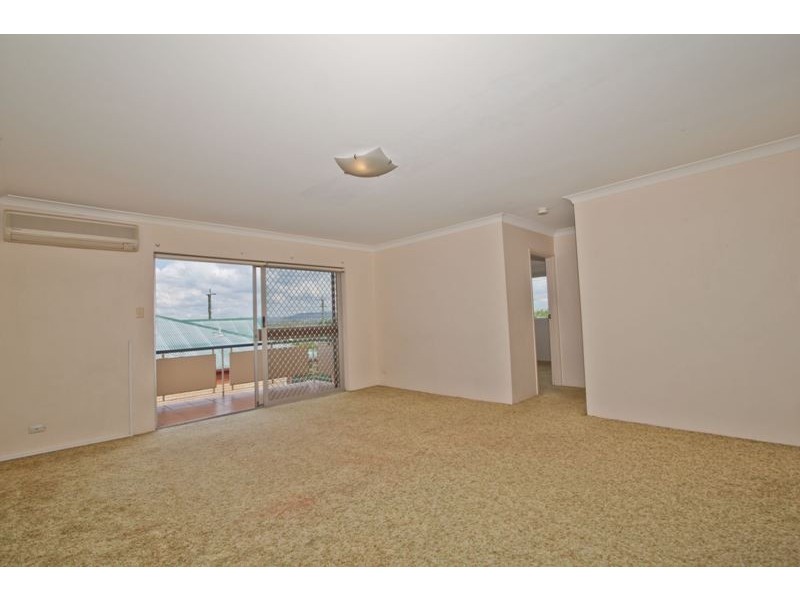 4/77 Chaucer Street, Moorooka QLD 4105