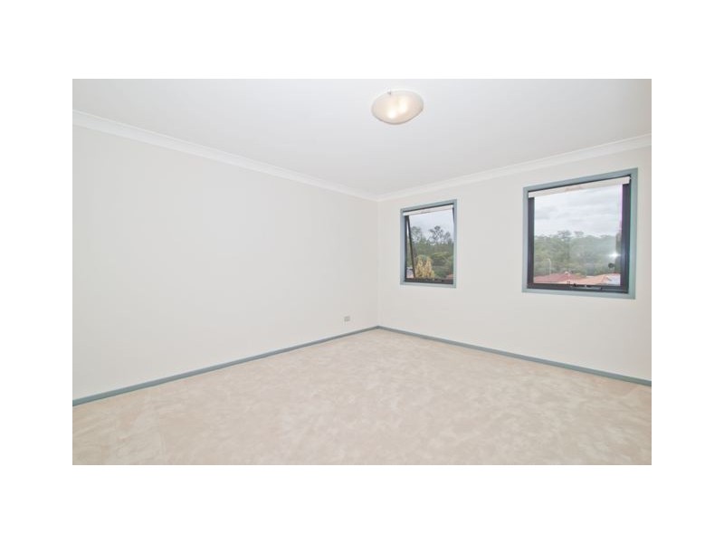 20 Mizen Place, Holland Park West QLD 4121