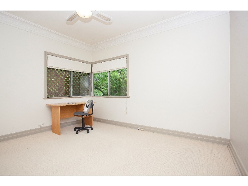 17 Snowden Street, Tarragindi QLD 4121