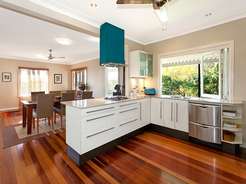 8 Kerrianne Place, Moorooka QLD 4105