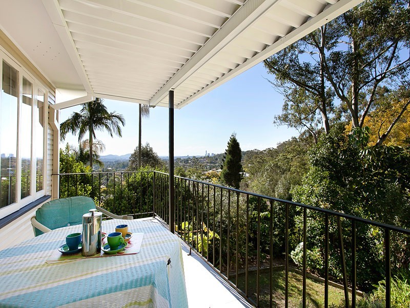 8 Kerrianne Place, Moorooka QLD 4105