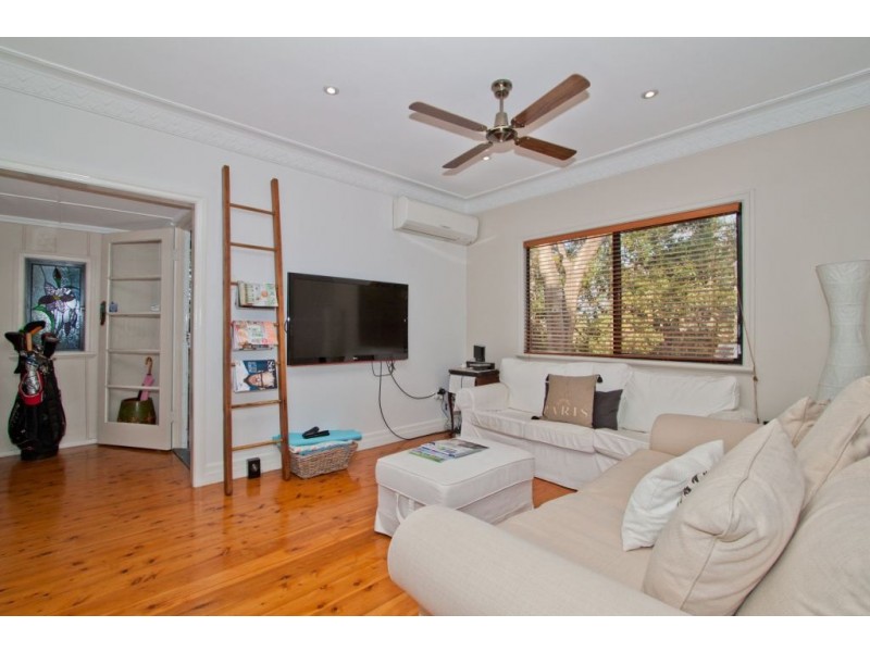 9 Glenaplin Avenue, Tarragindi QLD 4121