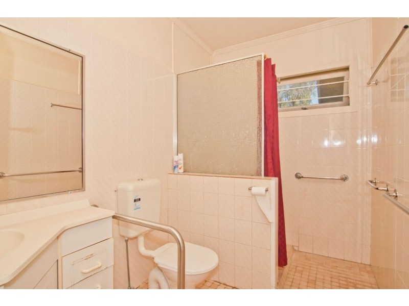 122 Sterculia Avenue, Holland Park West QLD 4121