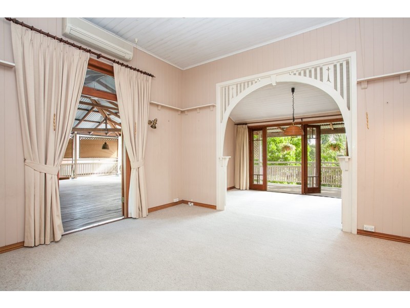 31 Heaslop Terrace, Annerley QLD 4103