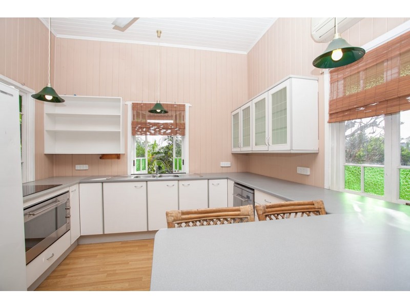 31 Heaslop Terrace, Annerley QLD 4103