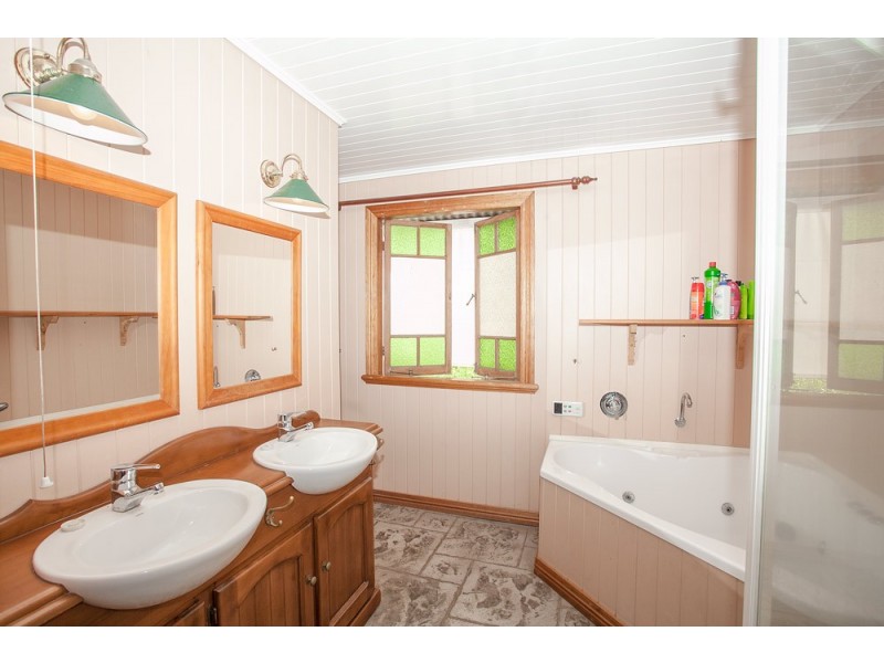 31 Heaslop Terrace, Annerley QLD 4103