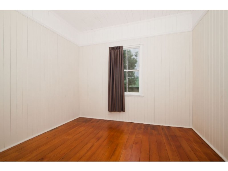 25 Denham Street, Annerley QLD 4103