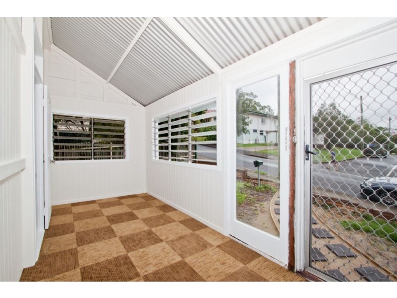 25 Denham Street, Annerley QLD 4103