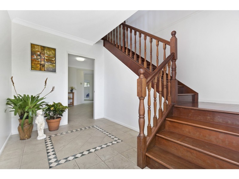 9 Atkinson Close, Coopers Plains QLD 4108