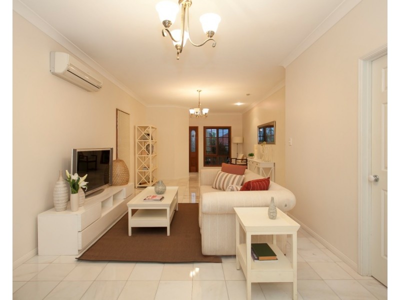 103 Stephen Street, Camp Hill QLD 4152