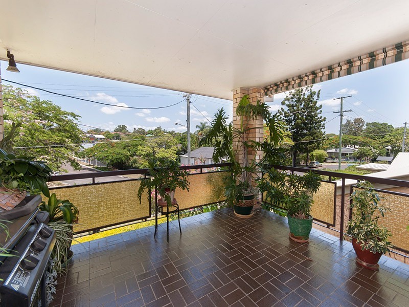 18 Orvieto Street, Yeronga QLD 4104