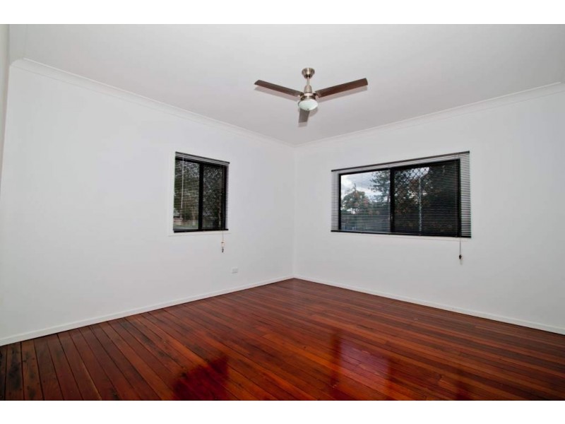 62 Sherwood Road, Rocklea QLD 4106