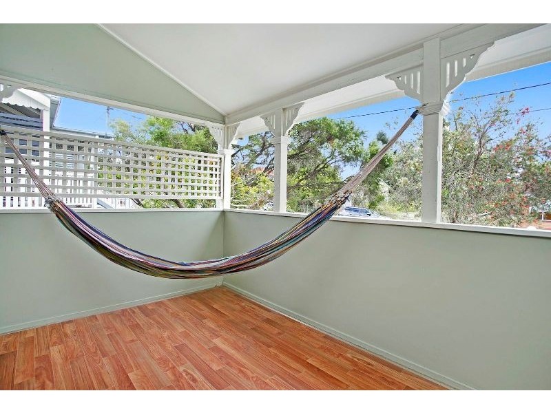 10 Ellesmere Street, Yeronga QLD 4104