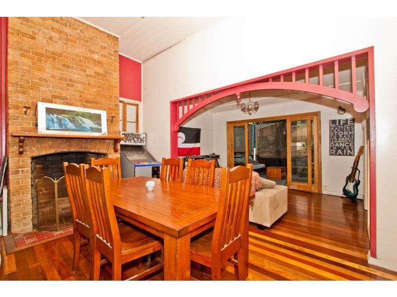 95 Annerley Road, Woolloongabba QLD 4102