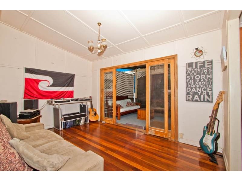 95 Annerley Road, Woolloongabba QLD 4102