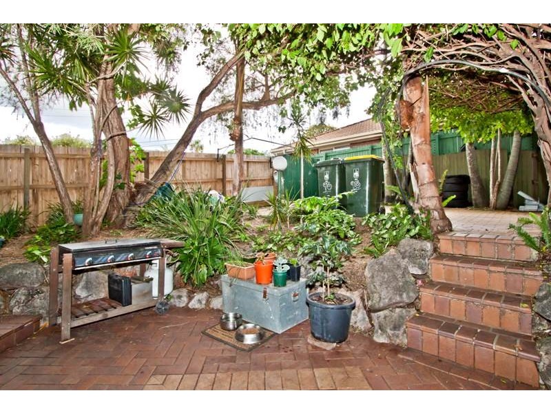 95 Annerley Road, Woolloongabba QLD 4102