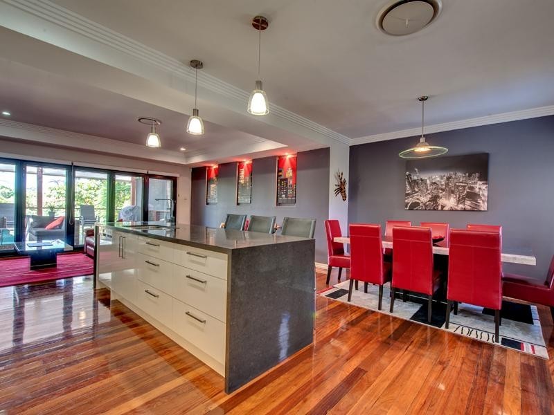 15 Snowden Street, Tarragindi QLD 4121