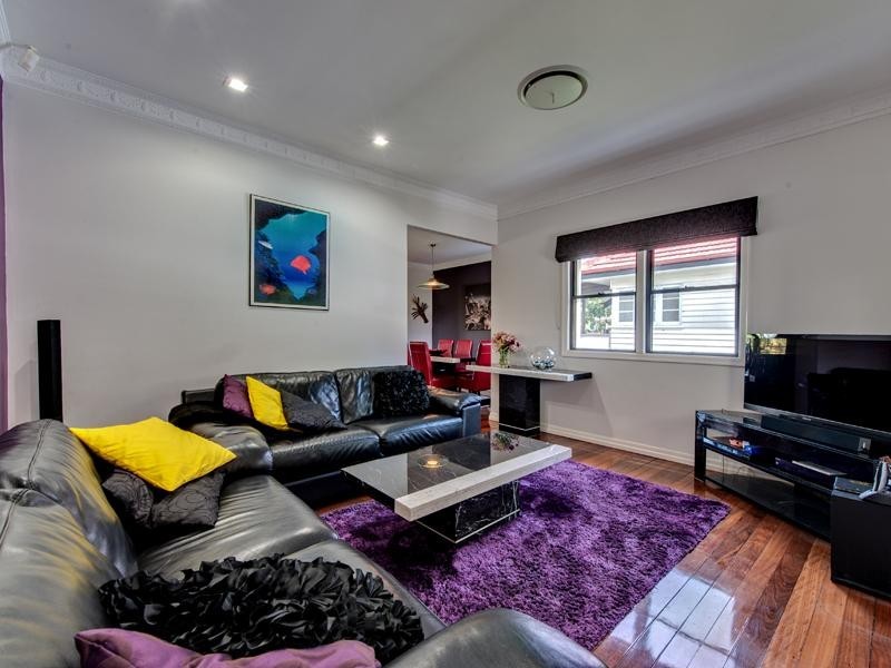 15 Snowden Street, Tarragindi QLD 4121