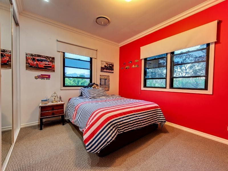 15 Snowden Street, Tarragindi QLD 4121