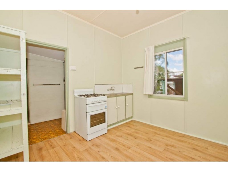 49 Abingdon Street, Woolloongabba QLD 4102