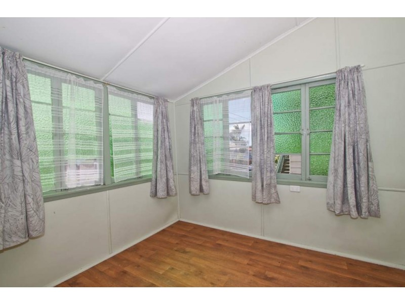 49 Abingdon Street, Woolloongabba QLD 4102