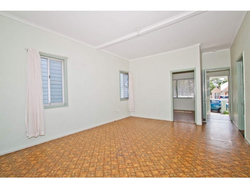 49 Abingdon Street, Woolloongabba QLD 4102