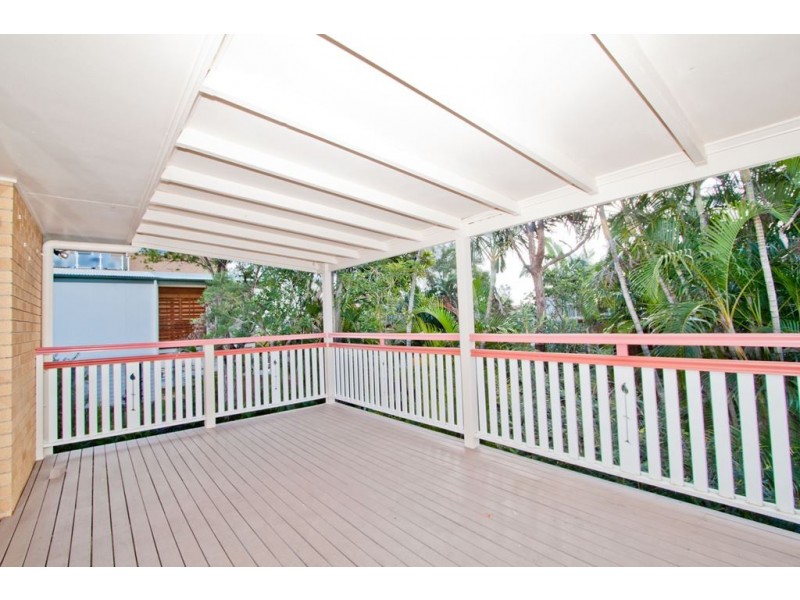 38 Eighth Avenue, Coorparoo QLD 4151