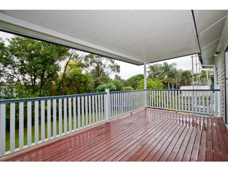 10 White Street, Graceville QLD 4075