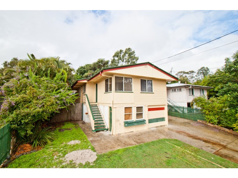 8 Benton Street, Acacia Ridge QLD 4110