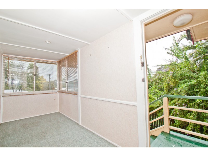 8 Benton Street, Acacia Ridge QLD 4110