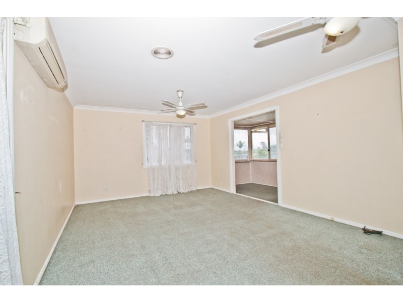 8 Benton Street, Acacia Ridge QLD 4110