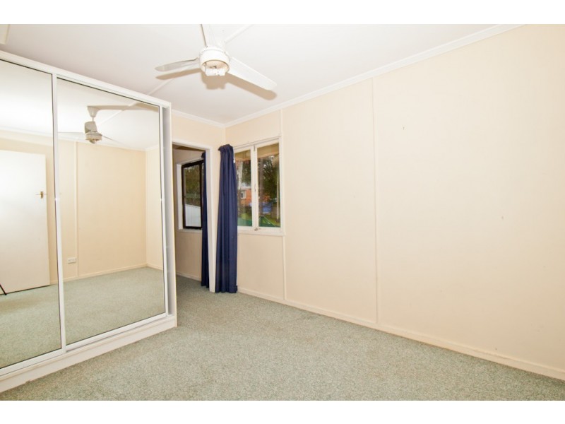 8 Benton Street, Acacia Ridge QLD 4110